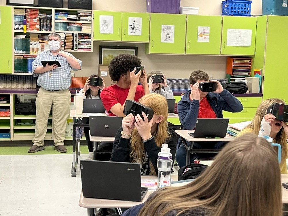 Expanding Opportunities Part 1 E.J. Hayes Elementary